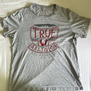 True religion T-shirt - As skön True religion T-shirt som är vintage.