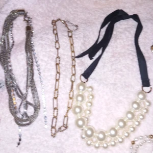 Smyckespaket.plånbok - Allt för 60. 