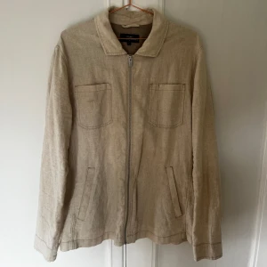 Overshirt - Overshirt i beige linne Aldrig använd 10/10