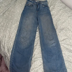 Baggy Jeans straight leg - 🤩Snygga baggy jeans från H&M🤩