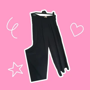 Svarta luftiga byxor - Luftiga byxor perfekt för sommaren!☺️