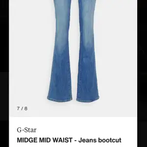 Super fina g-star jeans som endast används 3 gånger! Super bra skick i storlek 26/32💕 super fina byxor som inte kommer till användning🩷 dom köptes för 1095 därför säljer jag för 400💕 skriv innan ni trycker på köp🩷😊