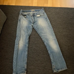 Batistini vintage jeans - Ett par snygga jeans av batistini märket, de är använda dock i bra skick då de ej har några skador alls.