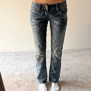 Snygga M.I.D. jeans!!! - Säljer nu mina skitsnygga jeans från Miracle of Denim! 