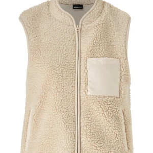 Väst pile teddy - Toppen skick, men liten i storleken. Passar S/M. Kom med förslag 💕