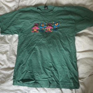 Obey tröja - Super skön tröja i bra kvalle. Köpte i new Orleans Urban Outfitters. Inga hål eller fläckar