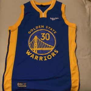 Curry NBA Tröja - Basket tröja för golden state fans och curry fans där ute!