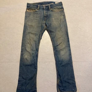Bootcut Diesel jeans - Är i använt skick. Bootcut, lågmidjade.