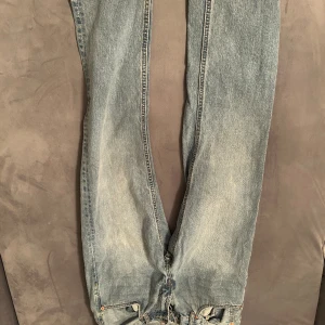 Ljusblåa jeans - Bra skick inte använd