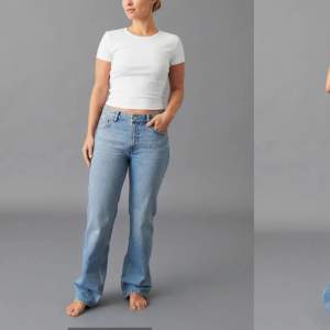 Säljer dessa low straight jeans ifrån Gina i storlek 34