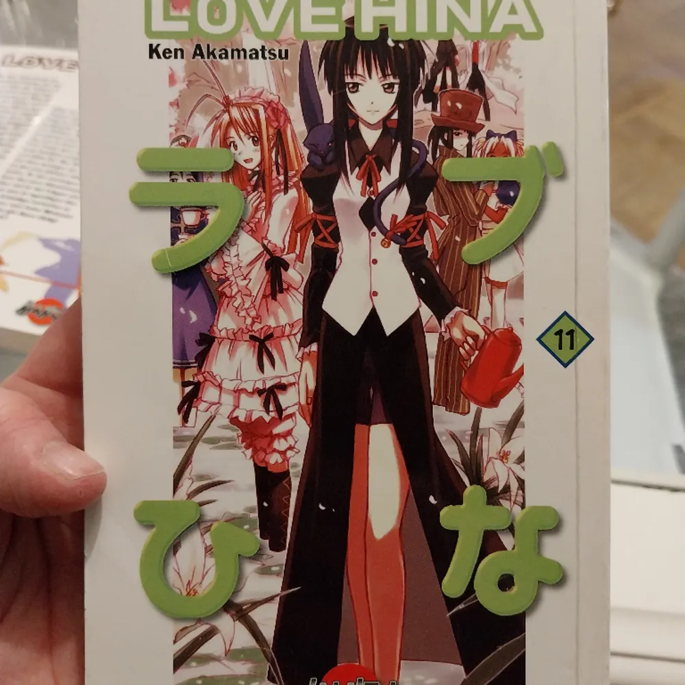 Love Hina Vol 11 Manga Begagnat skick. Accessoarer.