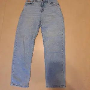 Baggy jeans från kappahl
