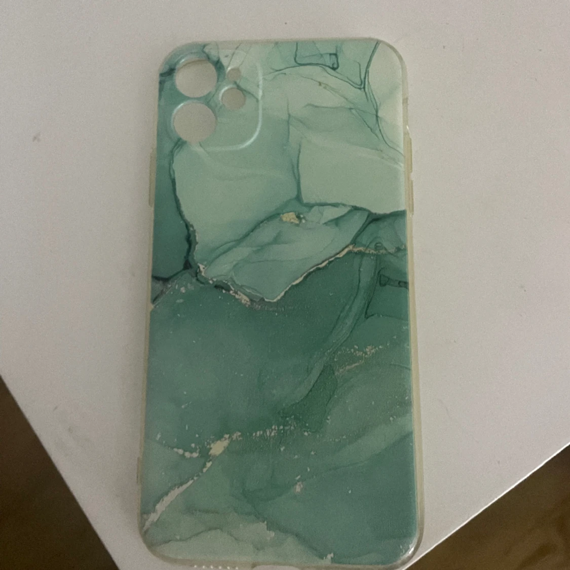 Två gröna skal till iPhone 11/xr - 90