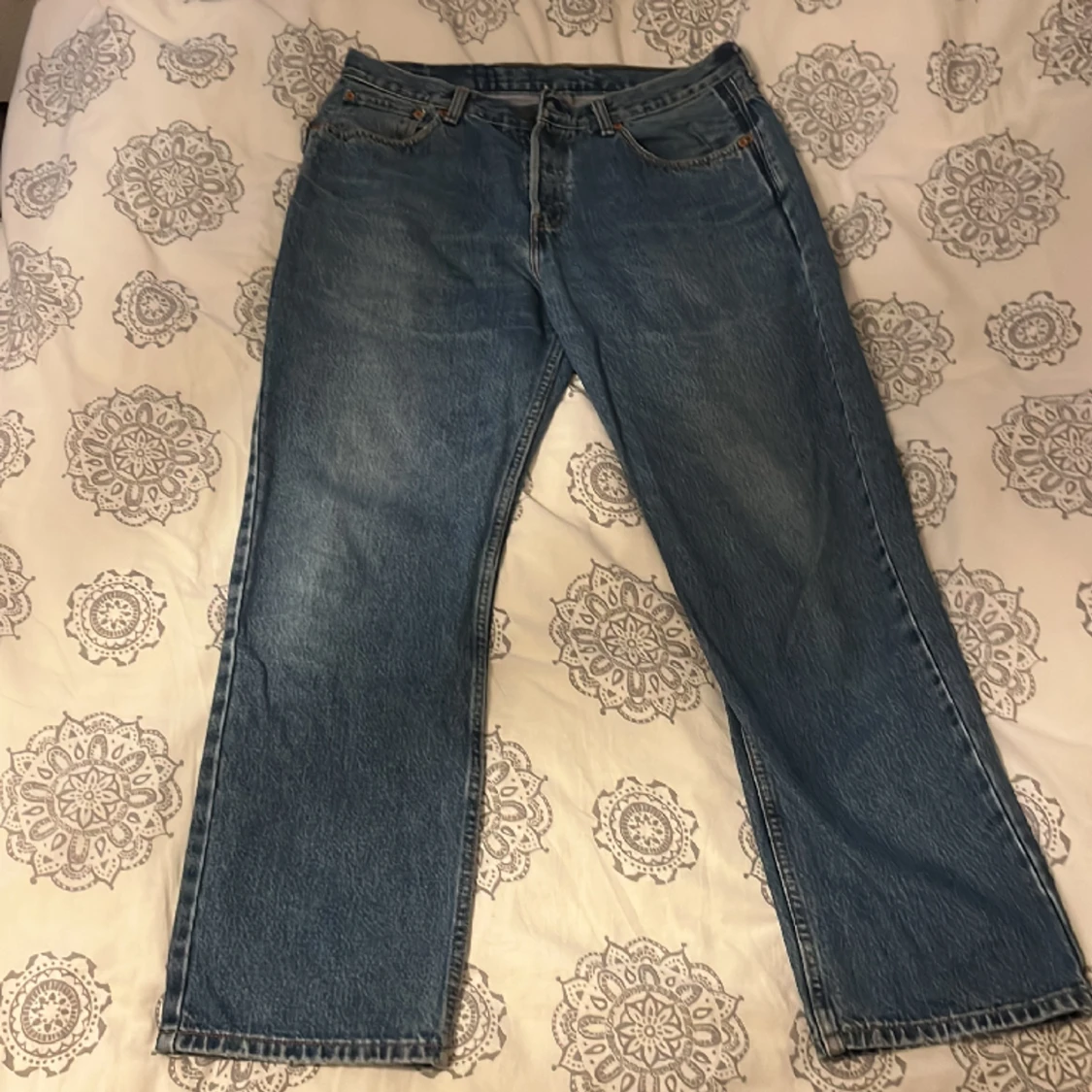 Levis 582, W33, L30  - 90