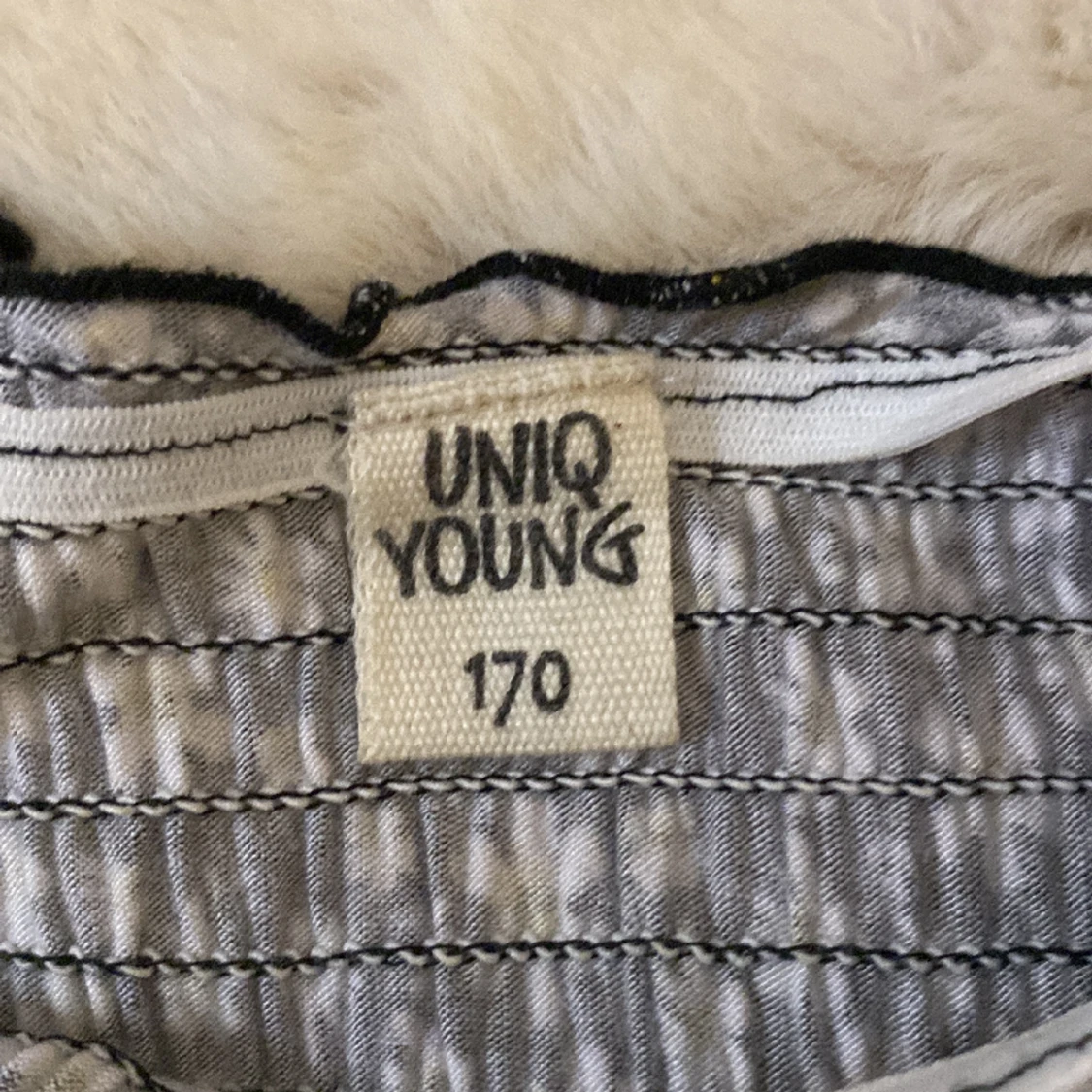 Blommig klänning  - 90