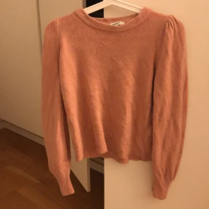En rosa tröja  - En fin rosa tröja 