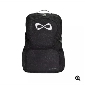 Cheer ryggsäck - Tänkte sälja min superfina nfinity ryggsäck då jag tyvärr slutat på cheerleading, endast använd en gång så i nyskick. Skriv om ni har några frågor💗 