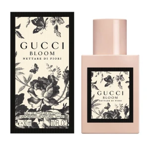Gucci Bloom parfym  - Den här parfymen luktar super gott men jag tycker inte att doften passar mig. Därför säljer jag nu denna parfymen då den inte kommit till någon användning (endast testad få gånger!). Den är köpt för 909 kr på sephora. (Blomsterdoft)🙌🏻🤩🌸obs lånad bild‼️