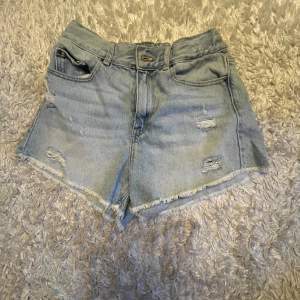 Jätte snygga jeans shorts från Zara!