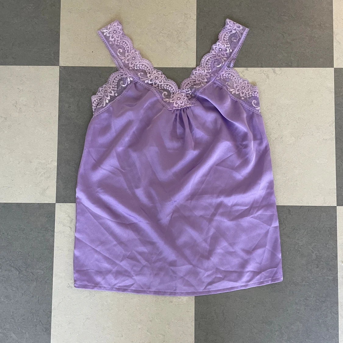 ”Made in italy” linne med spets lila - 92