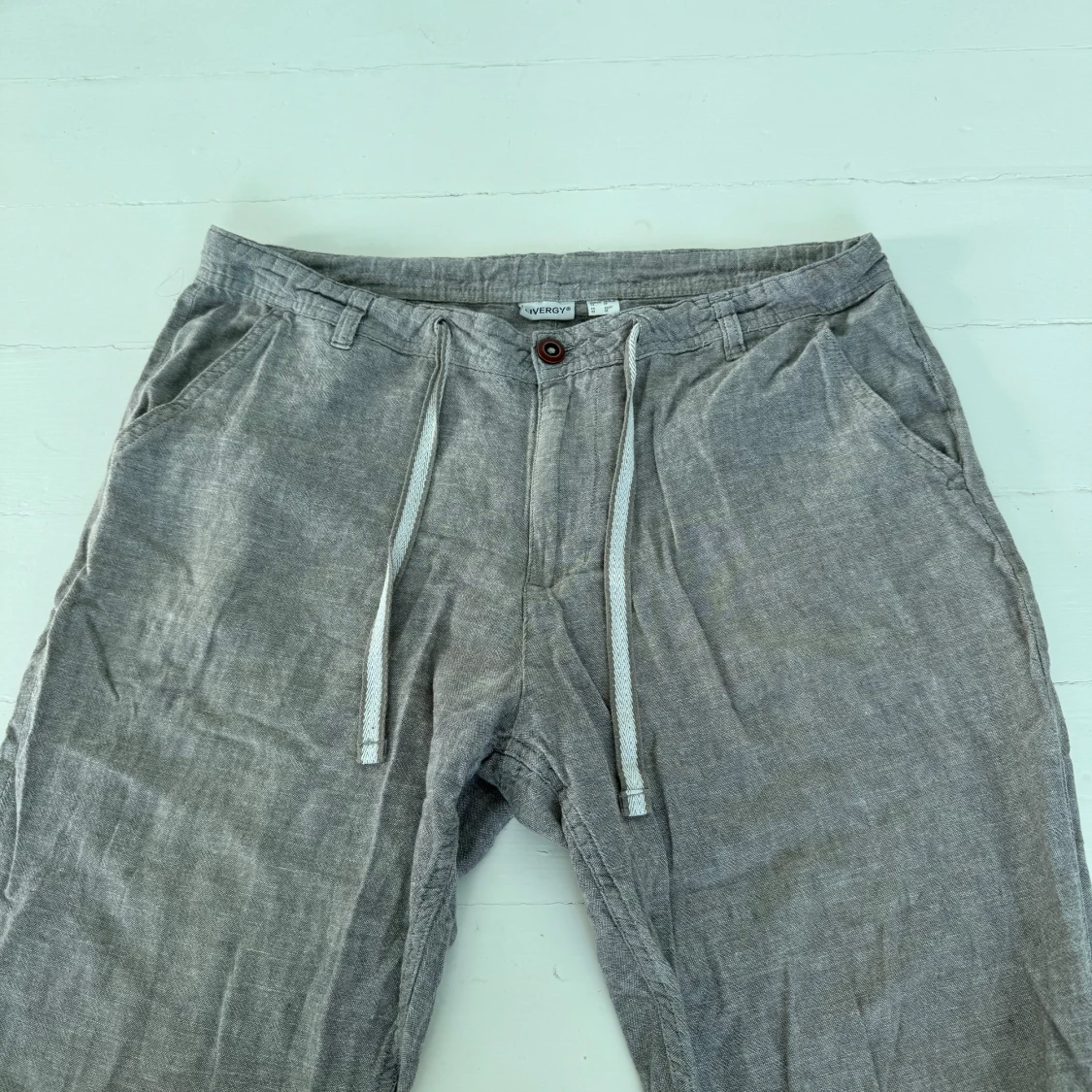 Grå linnebyxor - 90