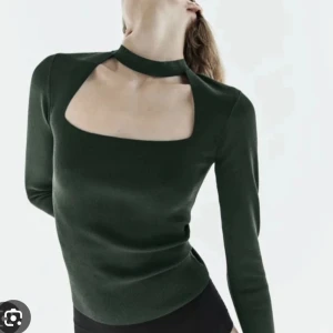 Zara tröja - Säljer min super snygga tröja från zara! Säljer då den inte kommer till användning längre 🙌🏽