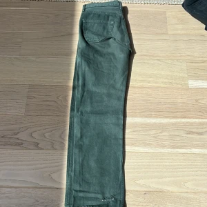 Levis 501 jeans - Levis 501 Skick 9/10 Designad mindre ”skada”