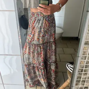 Lång kjol i bohemiskt mönster💖💖