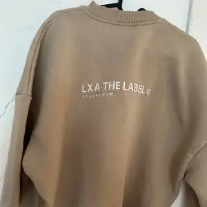 Oversized tröja från LXA i storlek M🌼