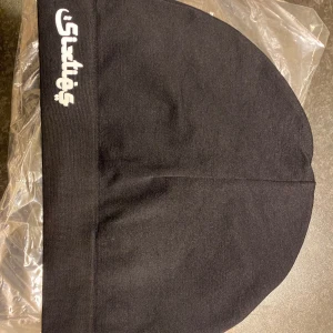 Sixties (6ties) mössa  - Helt ny och oanvänd sixties mössa (TikTok klädesmärke) köpt 23 februari. Kvitto finns. 