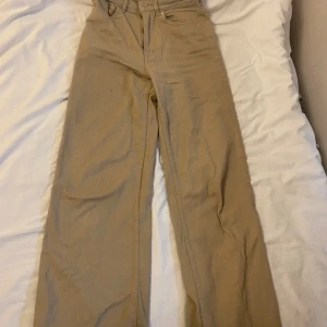 Beige Jens  - Fina används få gånger bra i längd för 163 