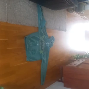 D:vine tröja - grön hoodie  