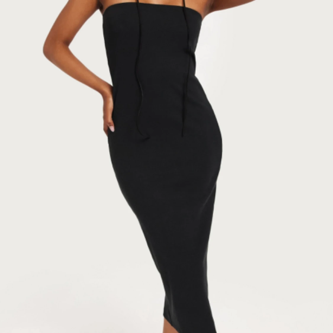 Oanvänd bodycon klänning fr ONLY
