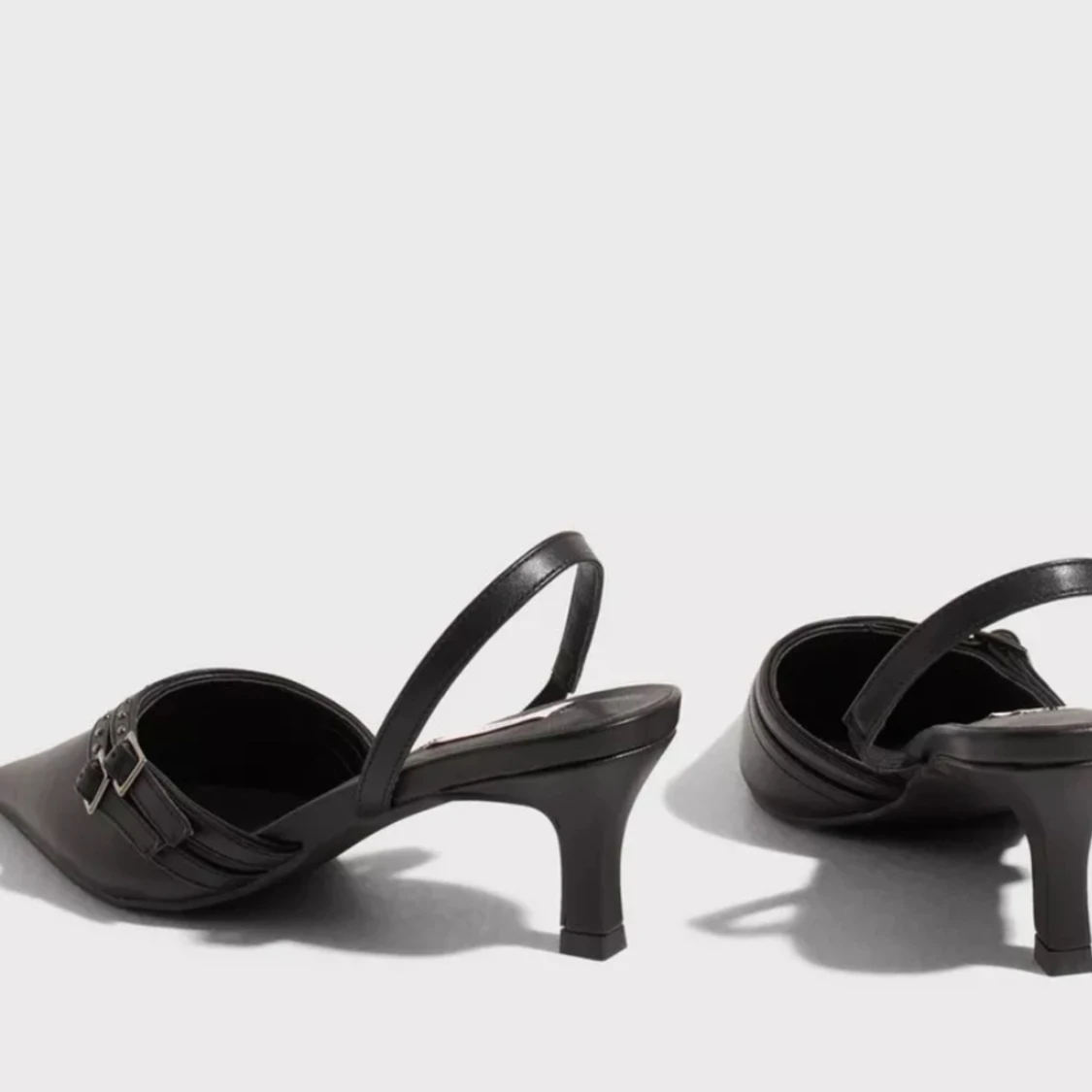 Svarta pumps strl 38 - 91