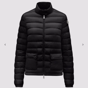 moncler jacka  - jättefin till våren