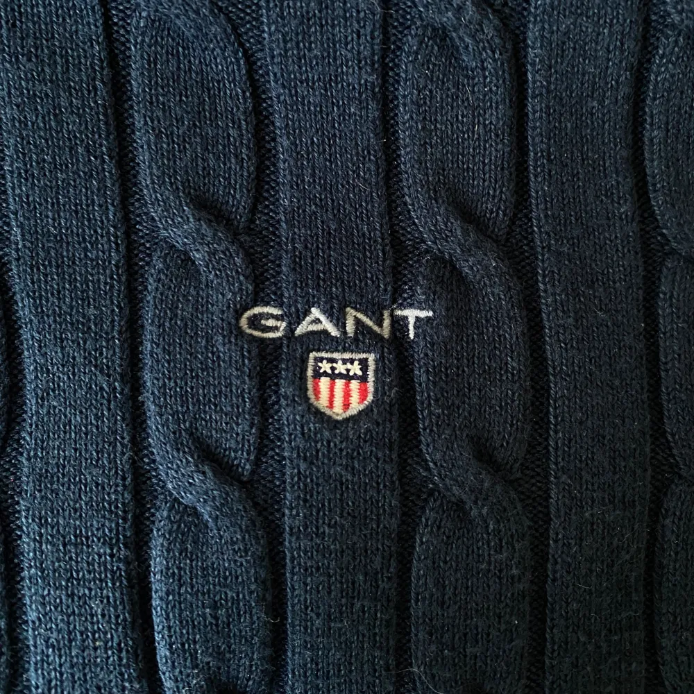 Snygg blå Gant tröja i storlek S, fint skick!  💙. Tröjor & Koftor.