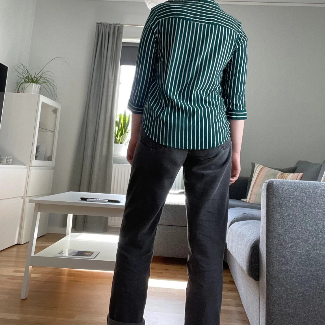 Grön/vit randig blus - 92