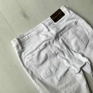  bootcut jeans från crocker, använda Max 3-4 gånger, inga defekter!🩷 