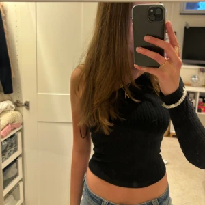 Svart topp - Super snygg topp⭐️