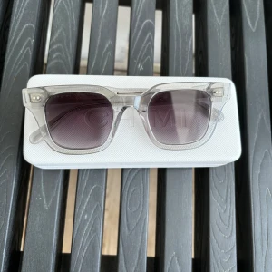 Chimi 04 - Säljer mina chimi 04 som är i otroligt bra skick 9/10, inget fel på dom!  Skriv om ni undrar över något !