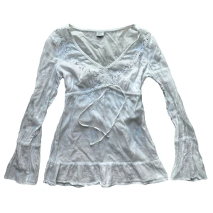 vintage linne långärmad topp - fin topp från esprit. Storlek M men skulle säga passa en S också beroende på önskad storlek. 🎀Köparen står för frakt. 