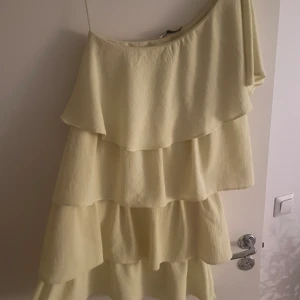 Zara klänning - Bra