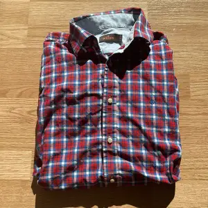 Skjorta i storlek 40 från Morris Stockholm 