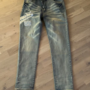 Helt nya Mike Amiri jeans storlek 34 - Helt nya.