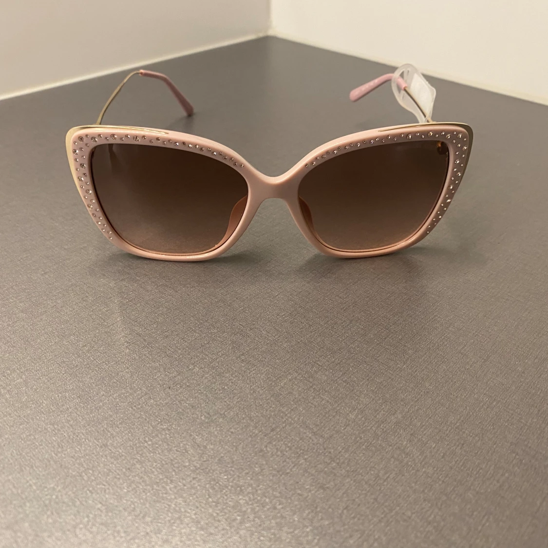 NYA MICHAEL KORS SOLGLASÖGON