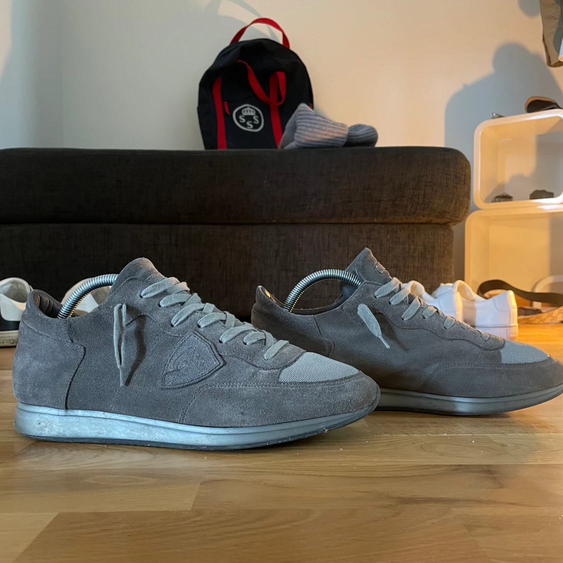 Philip model trainers - 90