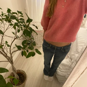 Jeans - Säljer dessa jeans då de är lite för stora💓          