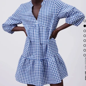 Intressekoll rutig zara klänning  - Intressekoll på min rutiga klänning från zara. Endast använd en gång och har inte kommit till användning efteråt. (Lånade bilder)