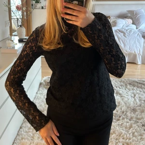 Spetströja - Har en innertröja 