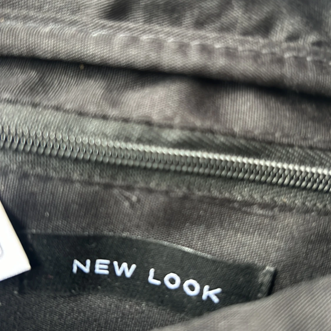 Svart midjeväska - 91